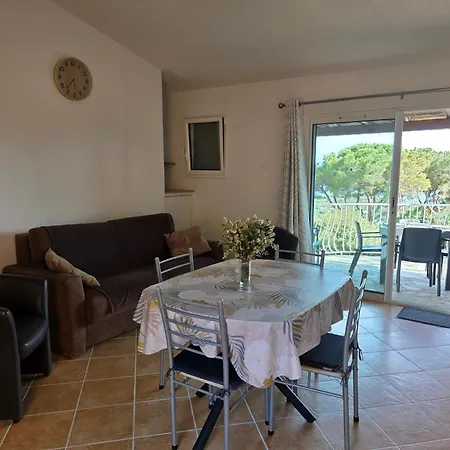Holiday home Mini Paesolu
